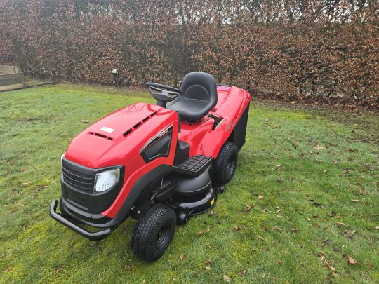 Club Garden Zitmaaier benzine Club Garden TCS 102 Hydro