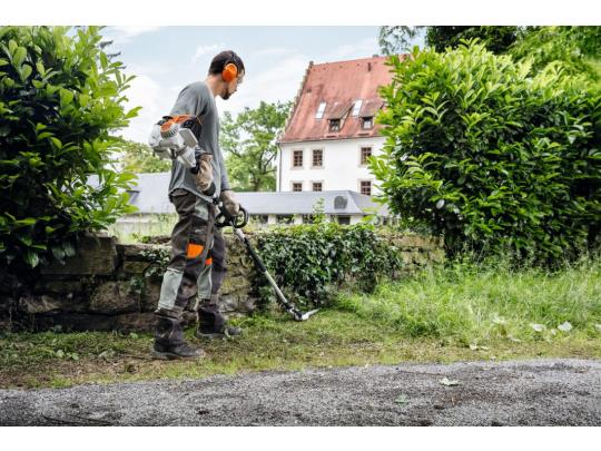 Stihl Struiksnoeier Stihl FH-KM