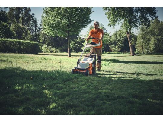 Stihl Accu Grasmaaier Stihl RMA 750 V