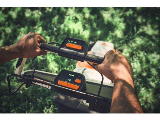 Stihl Accu Grasmaaier Stihl RMA 756 V